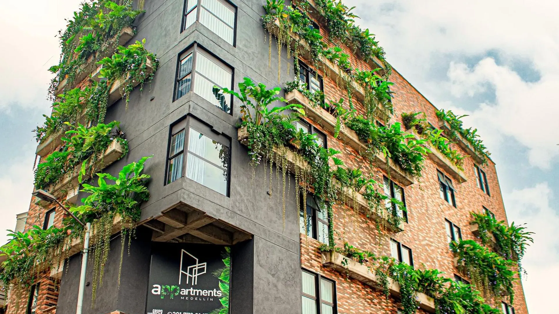 Apartahotel Medellin Colombia