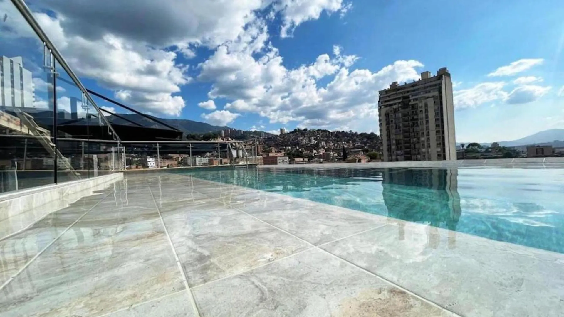 Hotel Apartahotel Medellin